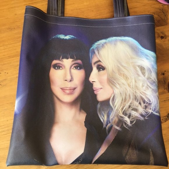 Cher "Here We Go Again" 2019 Concert VIP Tote Bag and Gift Items - Picture 5 of 6